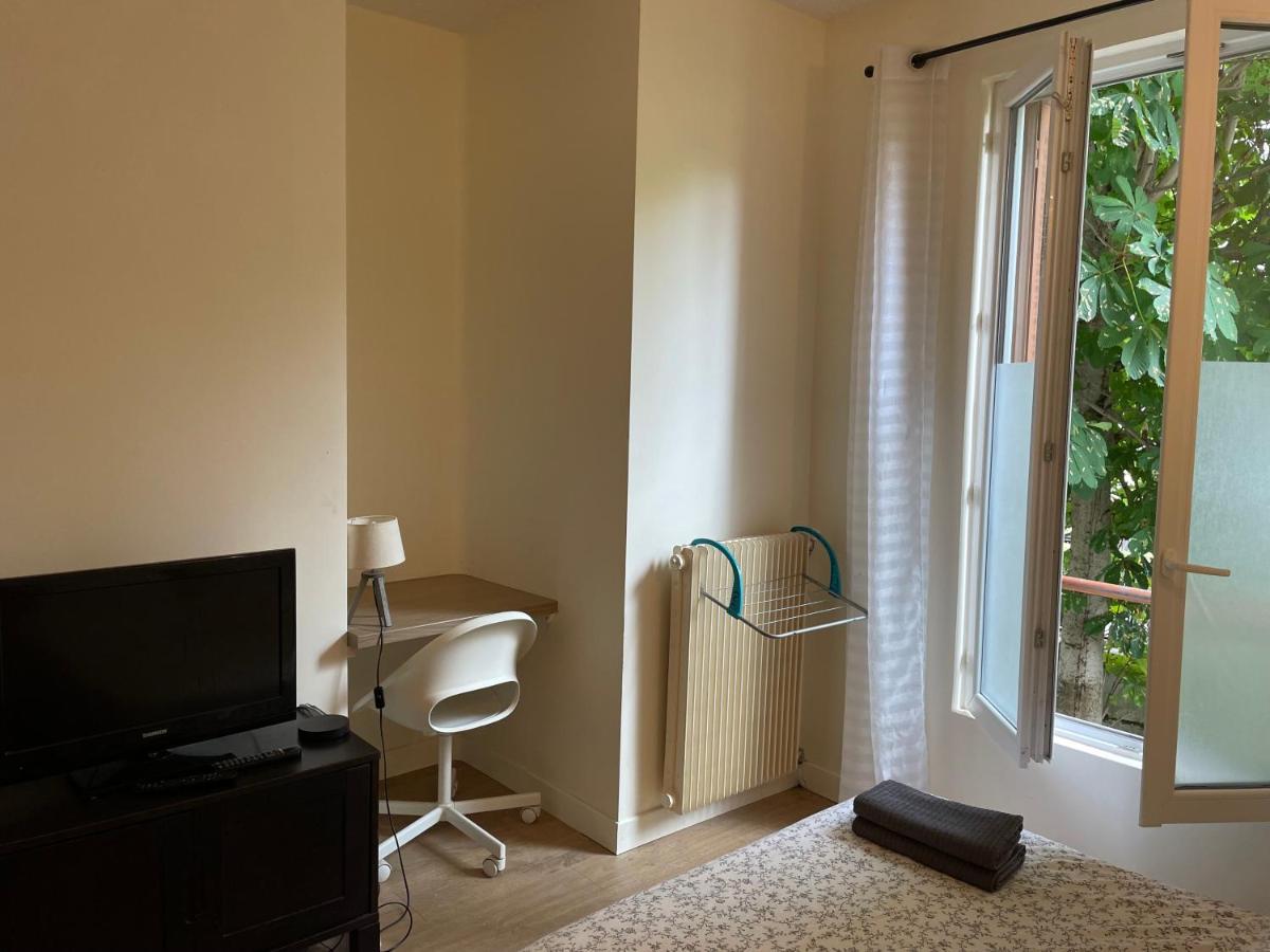 נואי-סור-מארן Chambre Dans Une Maison Partagee מראה חיצוני תמונה